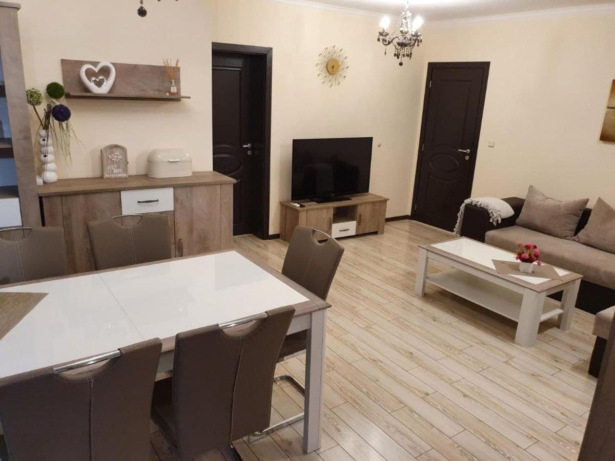 Апартамент За Гости ,,Христина" Ravda Exterior foto