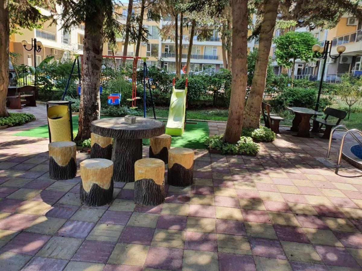 Апартамент За Гости ,,Христина" Ravda Exterior foto